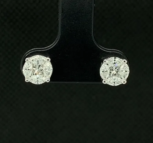 0.85 Carat Diamond Stud Earrings