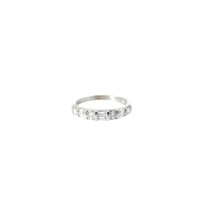 14k white gold .78ct G SI1 Baguette and Round diamond Total Weight wedding ring