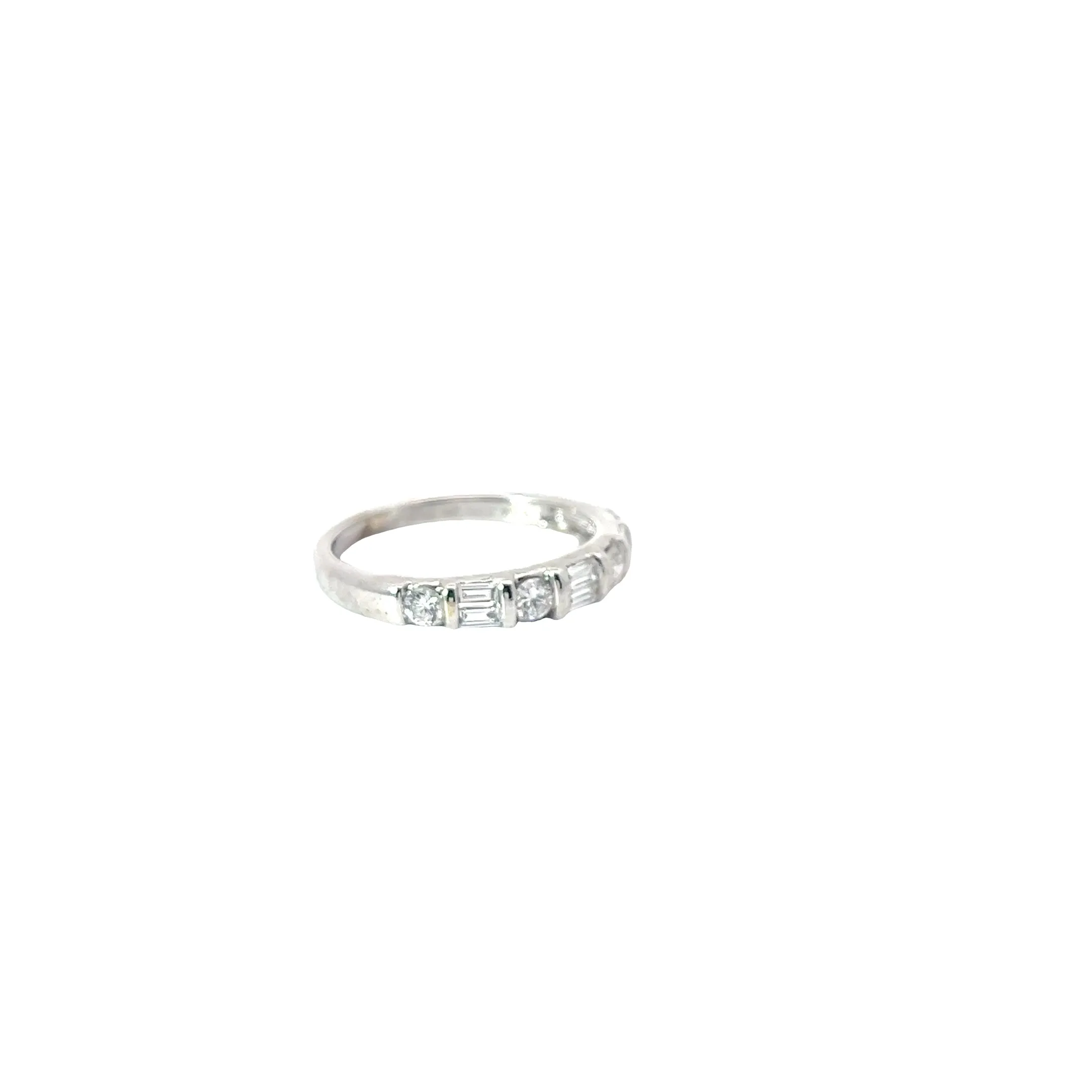 14k white gold .78ct G SI1 Baguette and Round diamond Total Weight wedding ring