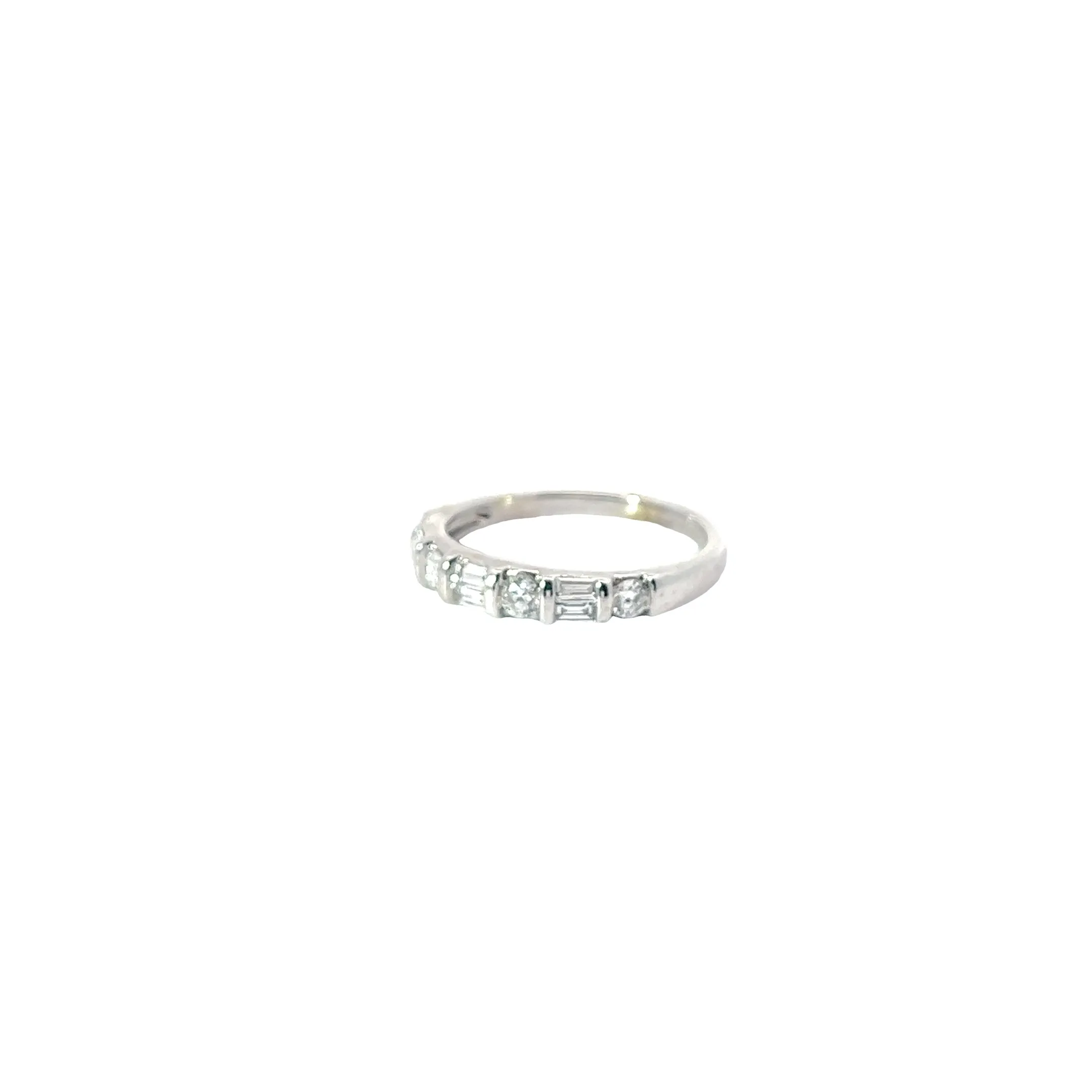 14k white gold .78ct G SI1 Baguette and Round diamond Total Weight wedding ring