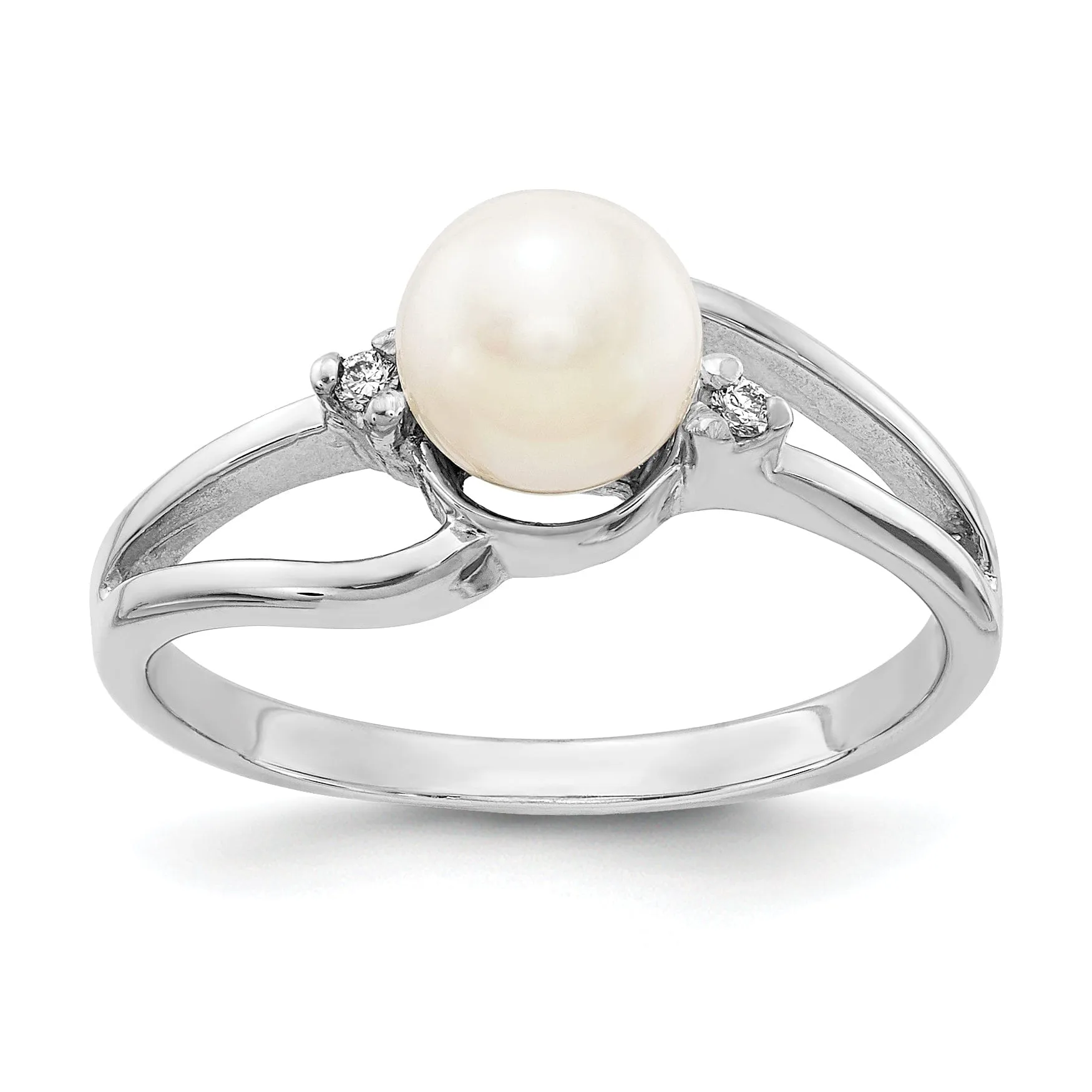 14k White Gold Pearl Diamond Ring