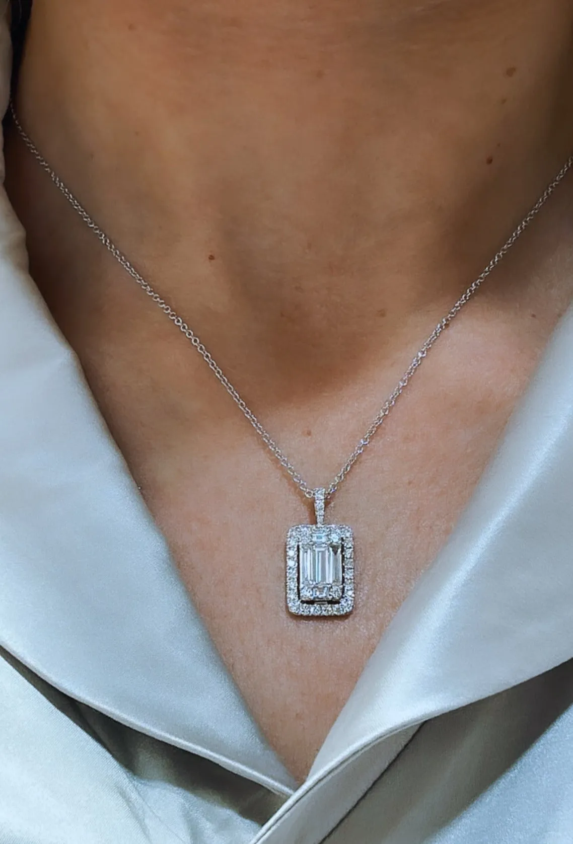 1.50ct tw Diamond Emerald Cut Invisible-set Pendant Necklace