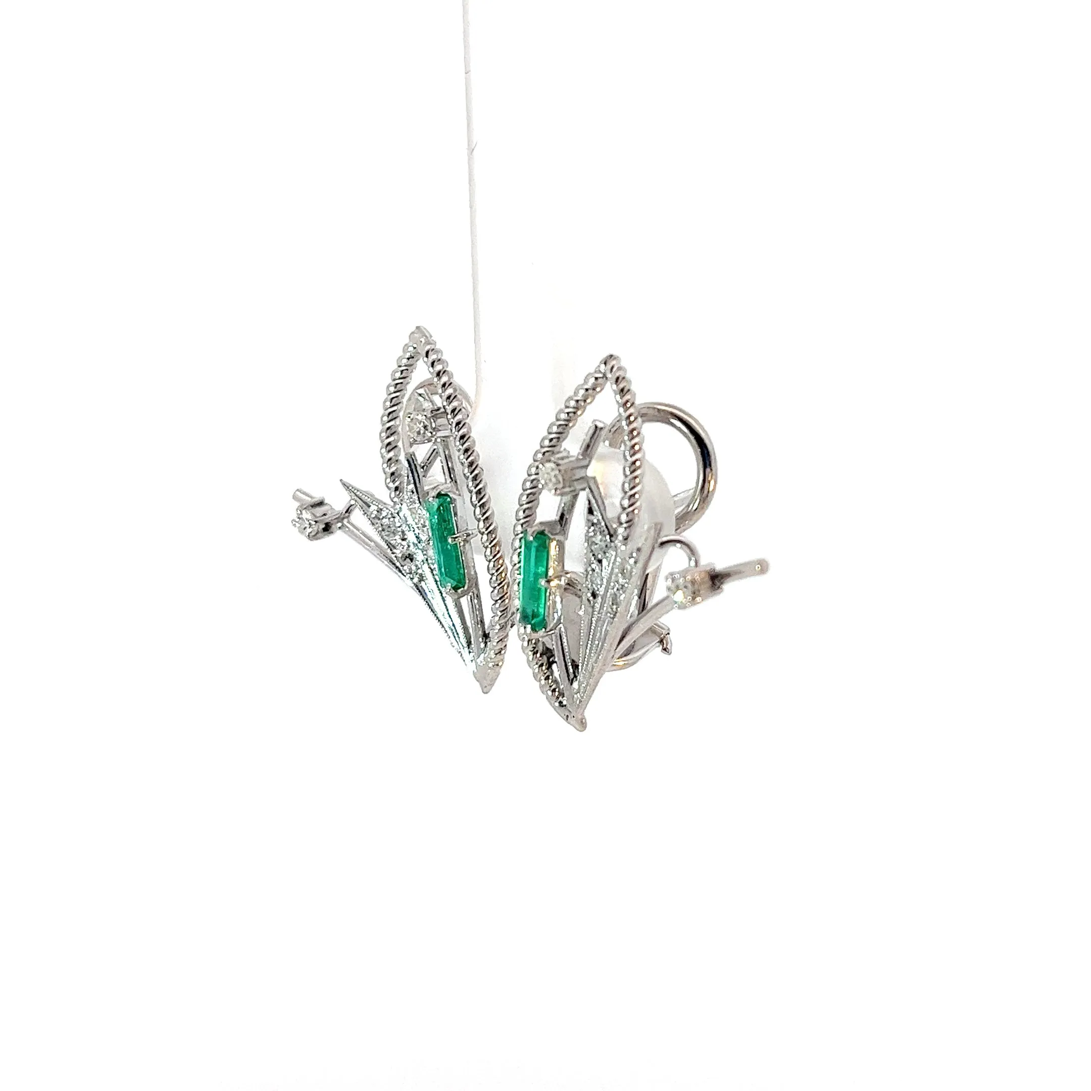 18K WHITE GOLD .30CT BAGUETTE COLOMBIAN EMERALD /.30CT G SI1 ROUND DIAMOND VINTAGE EARRING