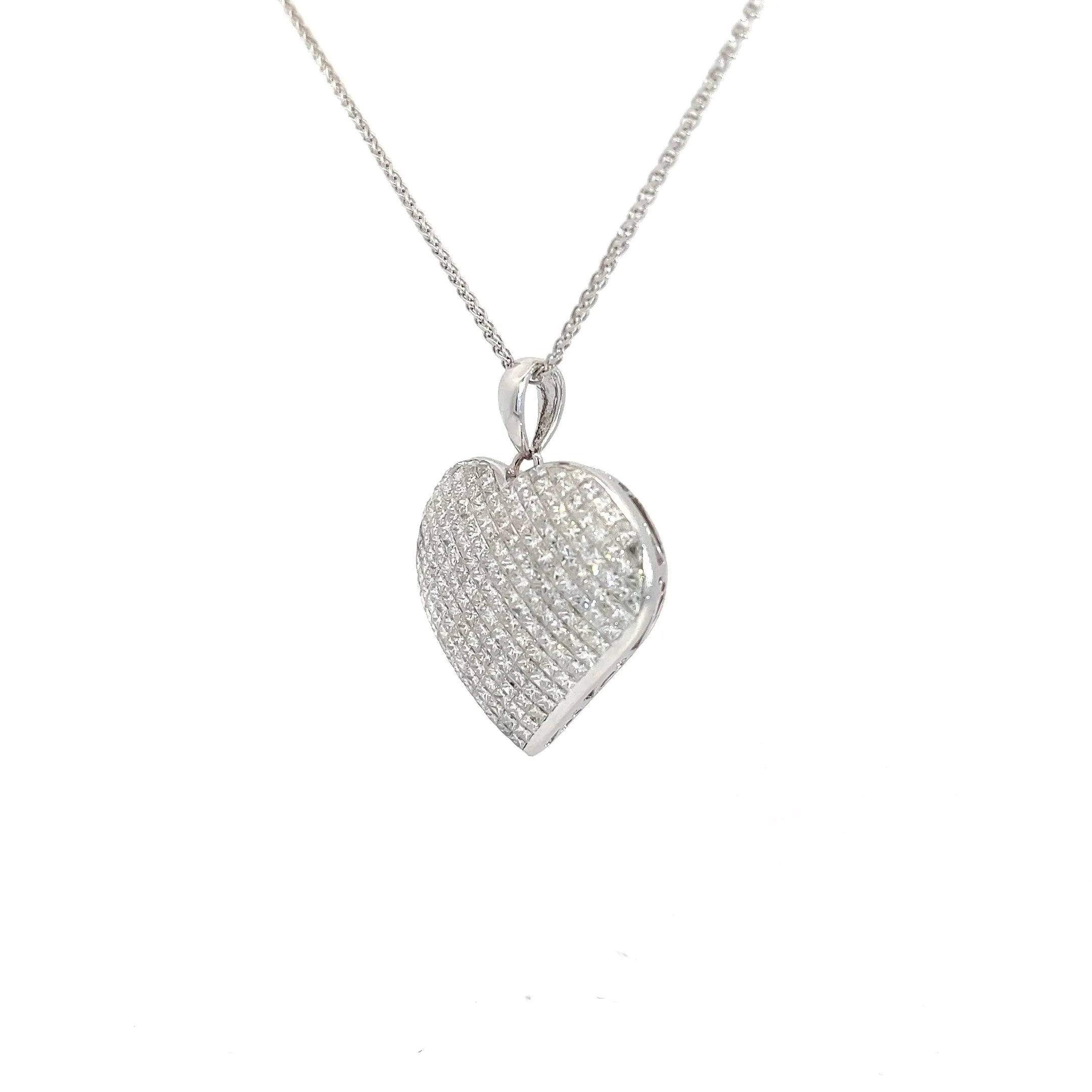 18k White Gold 4.00ct F VS2 Domed Princess Cut Invisible Set 1" Heart Pendant
