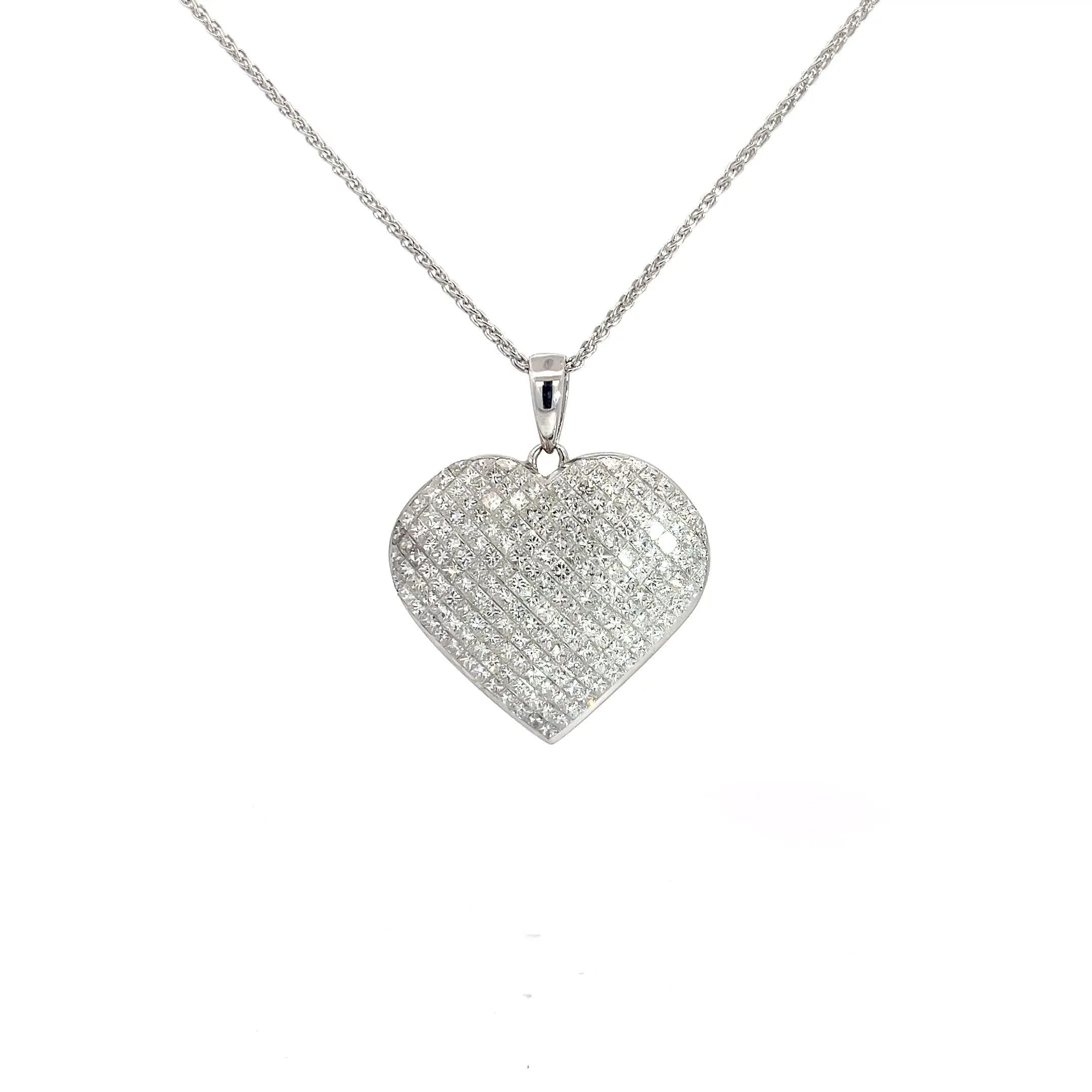 18k White Gold 4.00ct F VS2 Domed Princess Cut Invisible Set 1" Heart Pendant