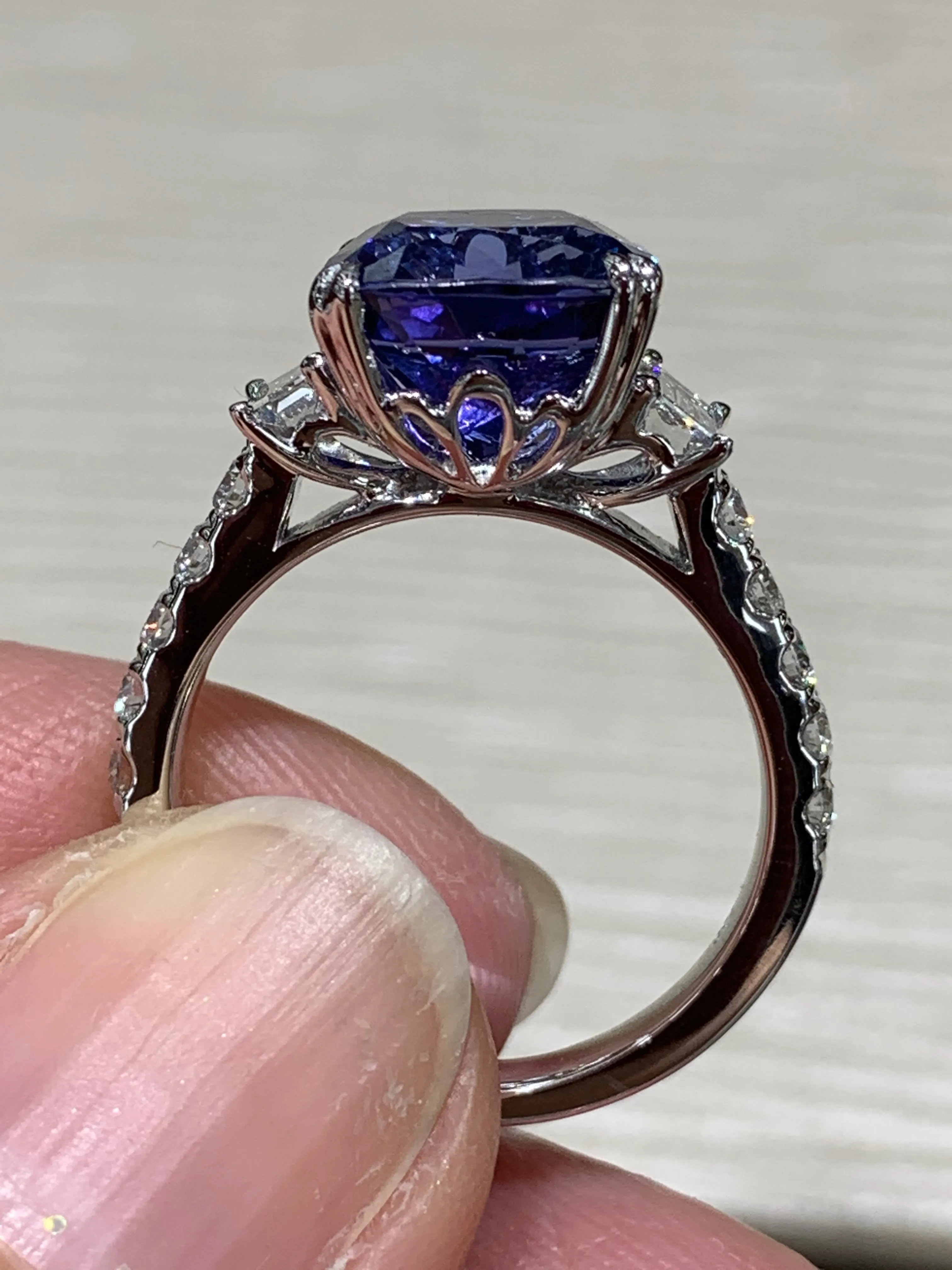 4.36carat Tanzanite & Baguette Diamond Ring