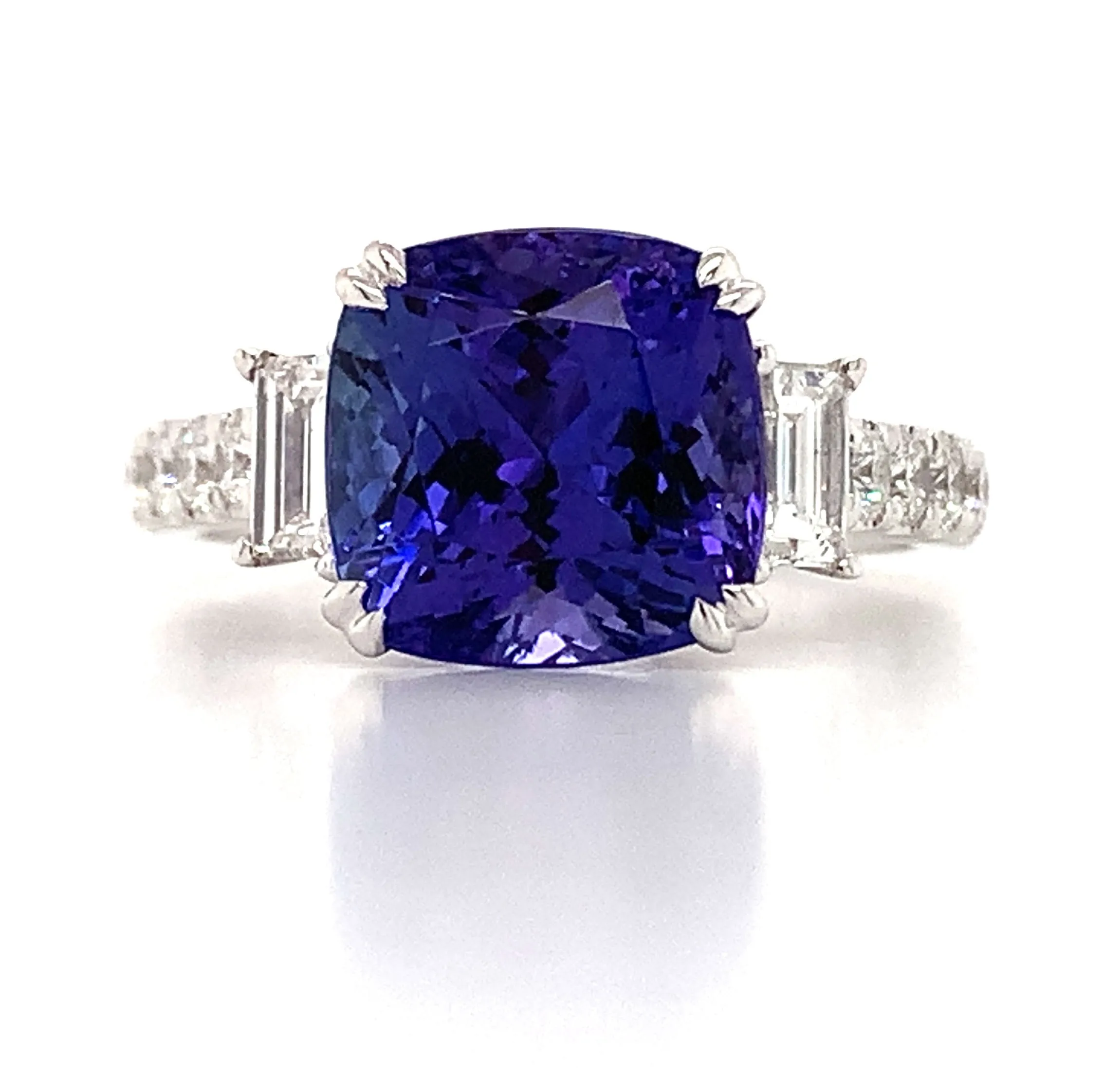 4.36carat Tanzanite & Baguette Diamond Ring
