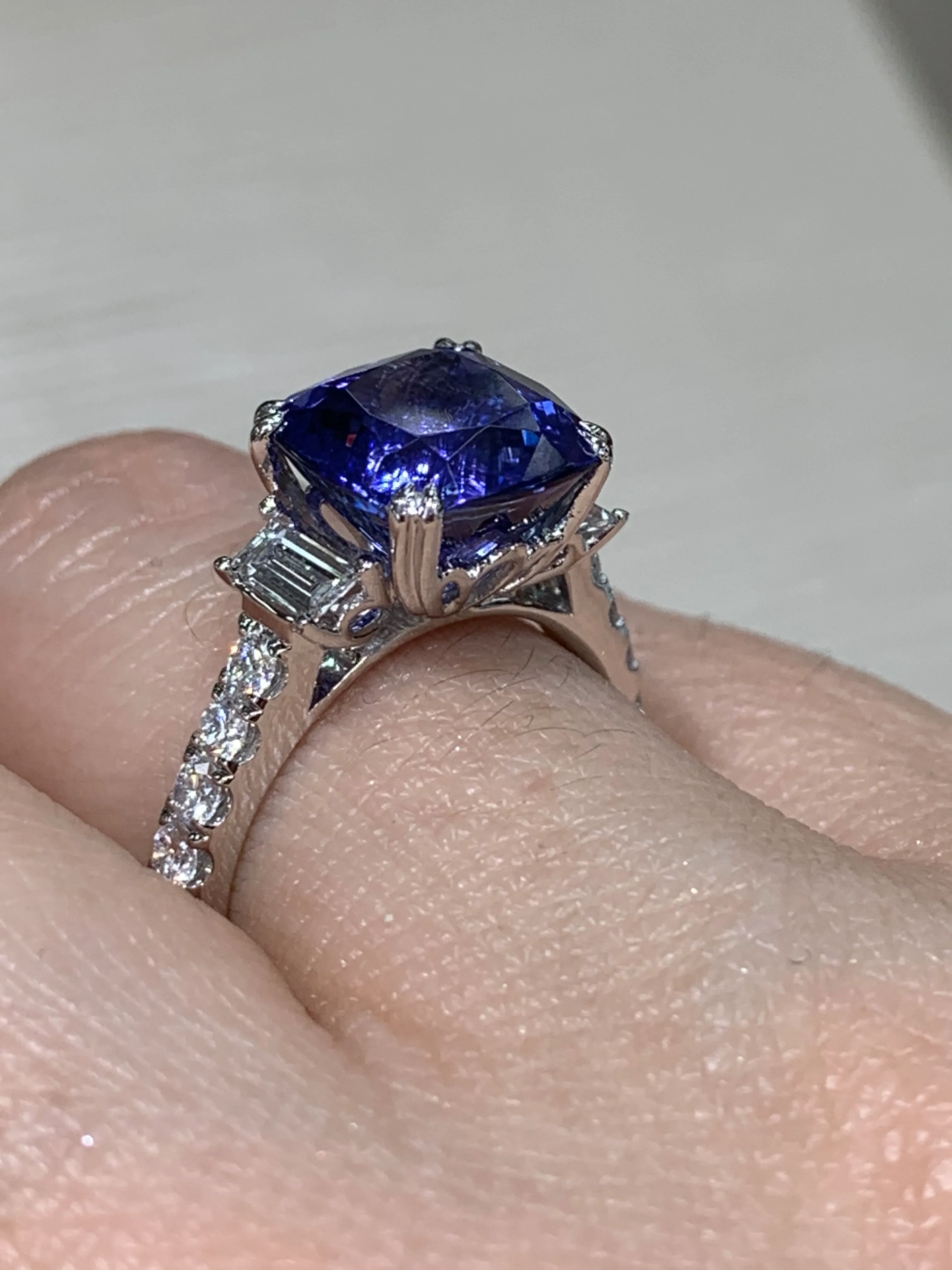4.36carat Tanzanite & Baguette Diamond Ring