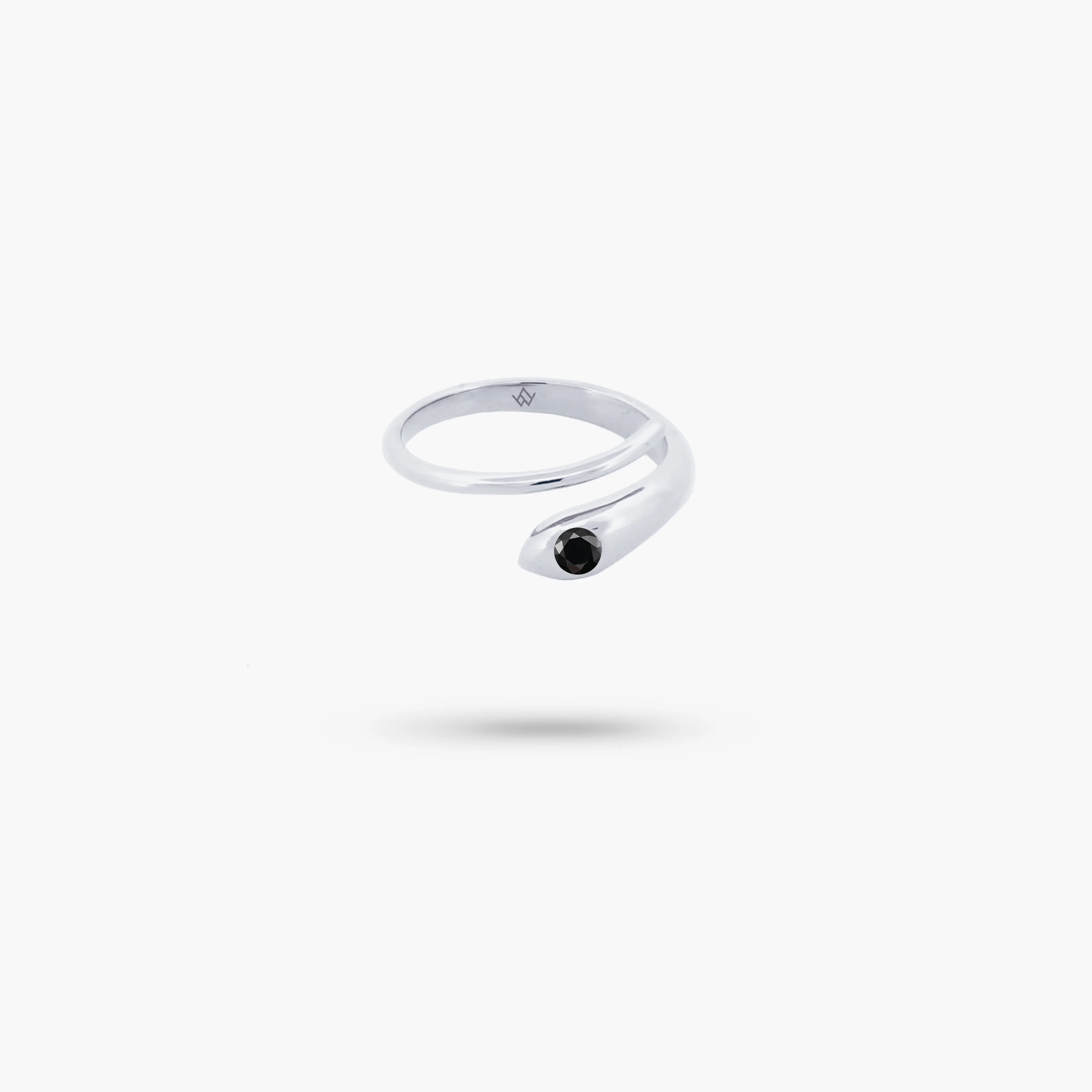 Amare Wear Black Spinel Snake Silver Ring
