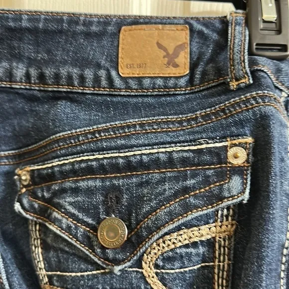 American Eagle Vintage Flare Low Rise Artist Jeans, Wide Leg, Dark Wash, Size 0