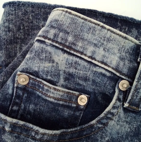 Aritzia Wilfred Free Snow Wash Acid Raw High Low Hem Skirt Mini Denim Jean 8