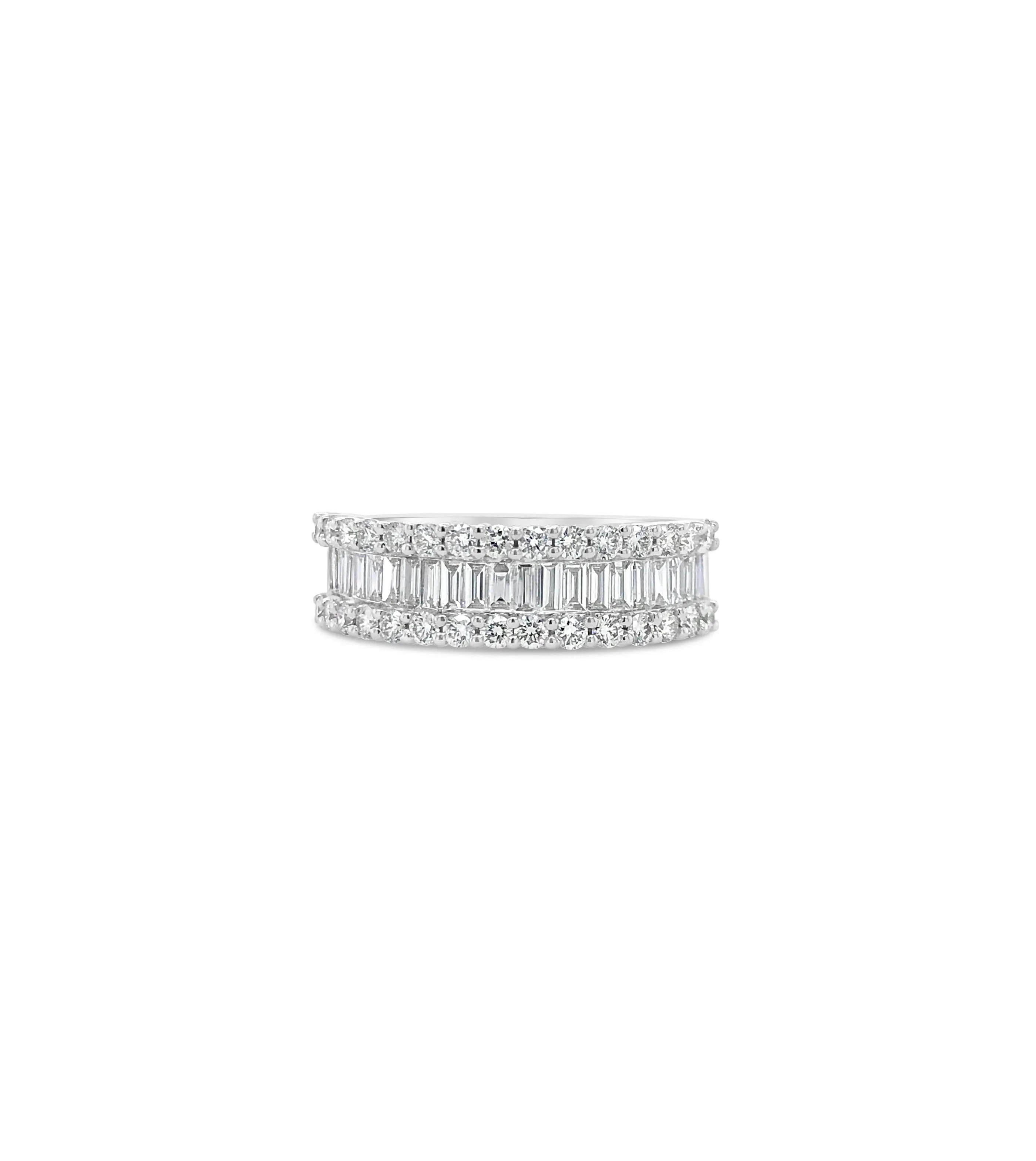 Baguette & Round Diamond Band