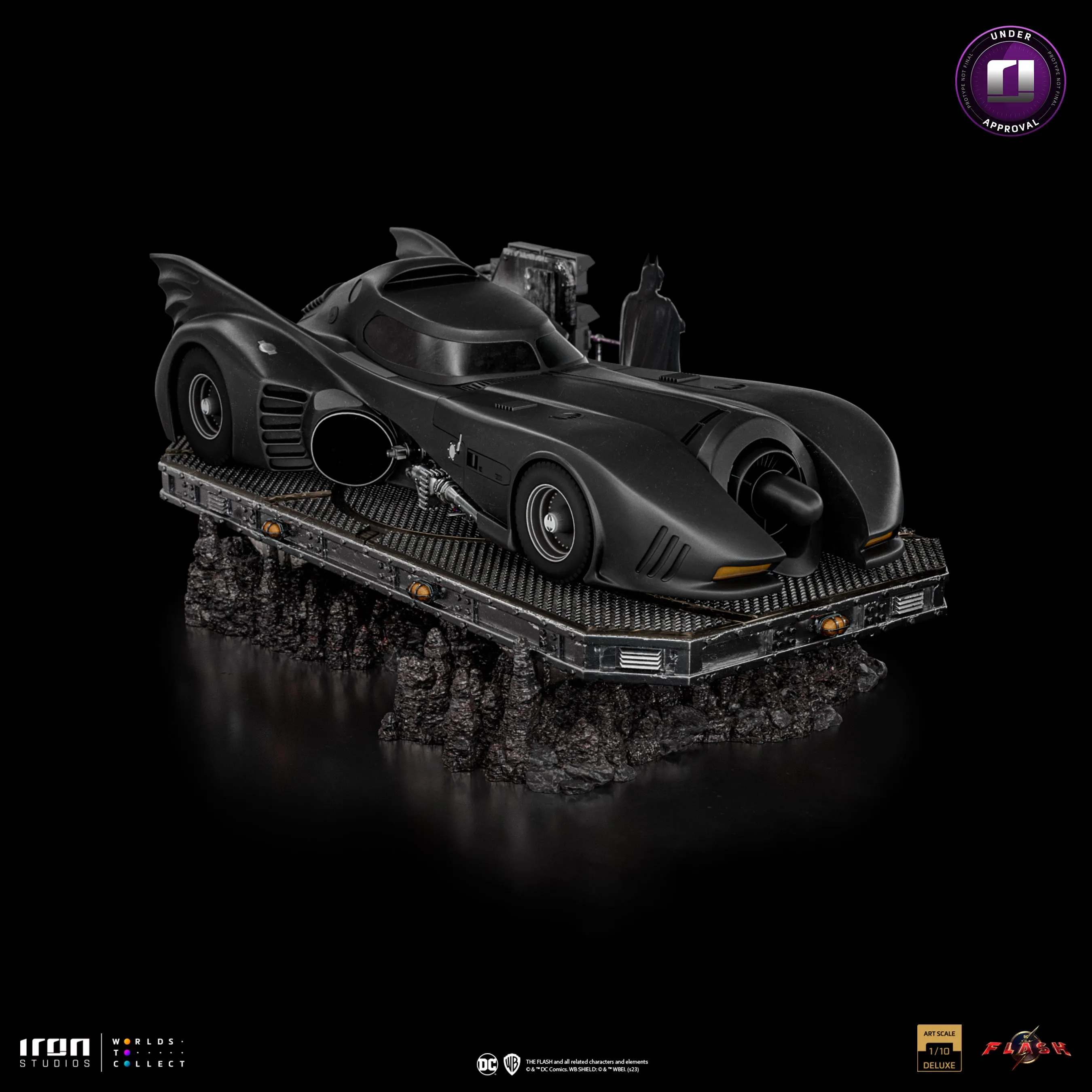 Batmobile The Flash Movie 1/10 Scale Statue