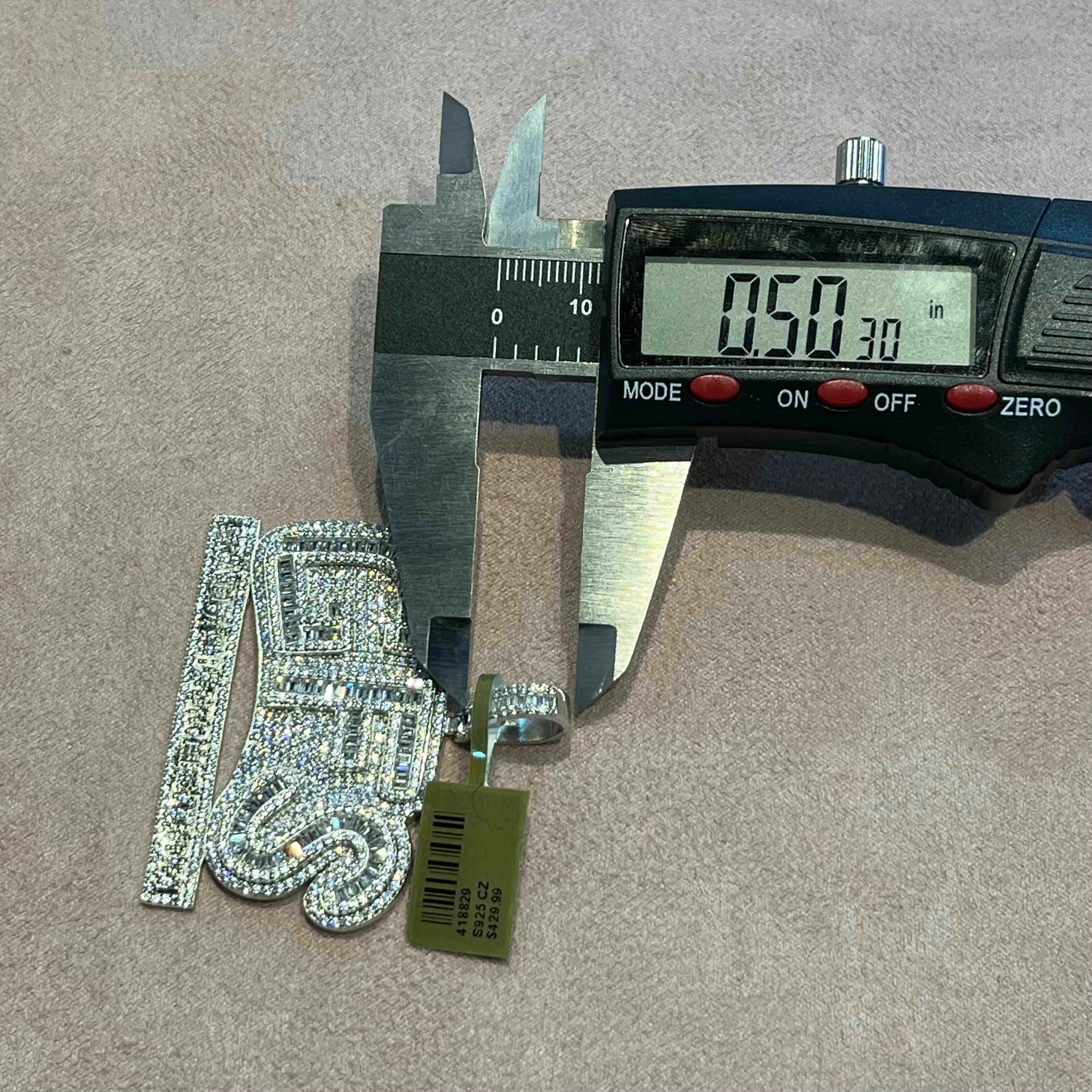 C418829