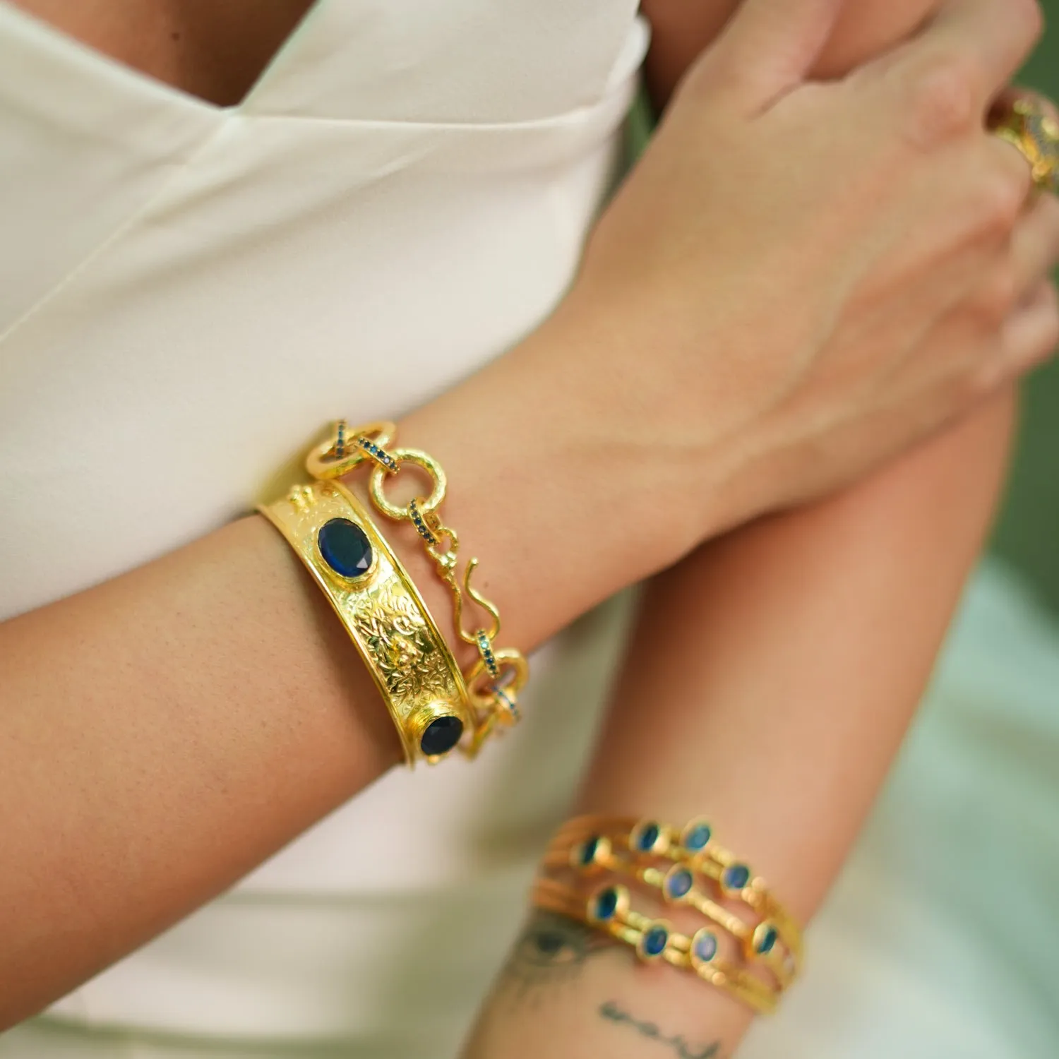 Cleopatra Sapphire Gemstone & Gold Antique Cuff Bracelet