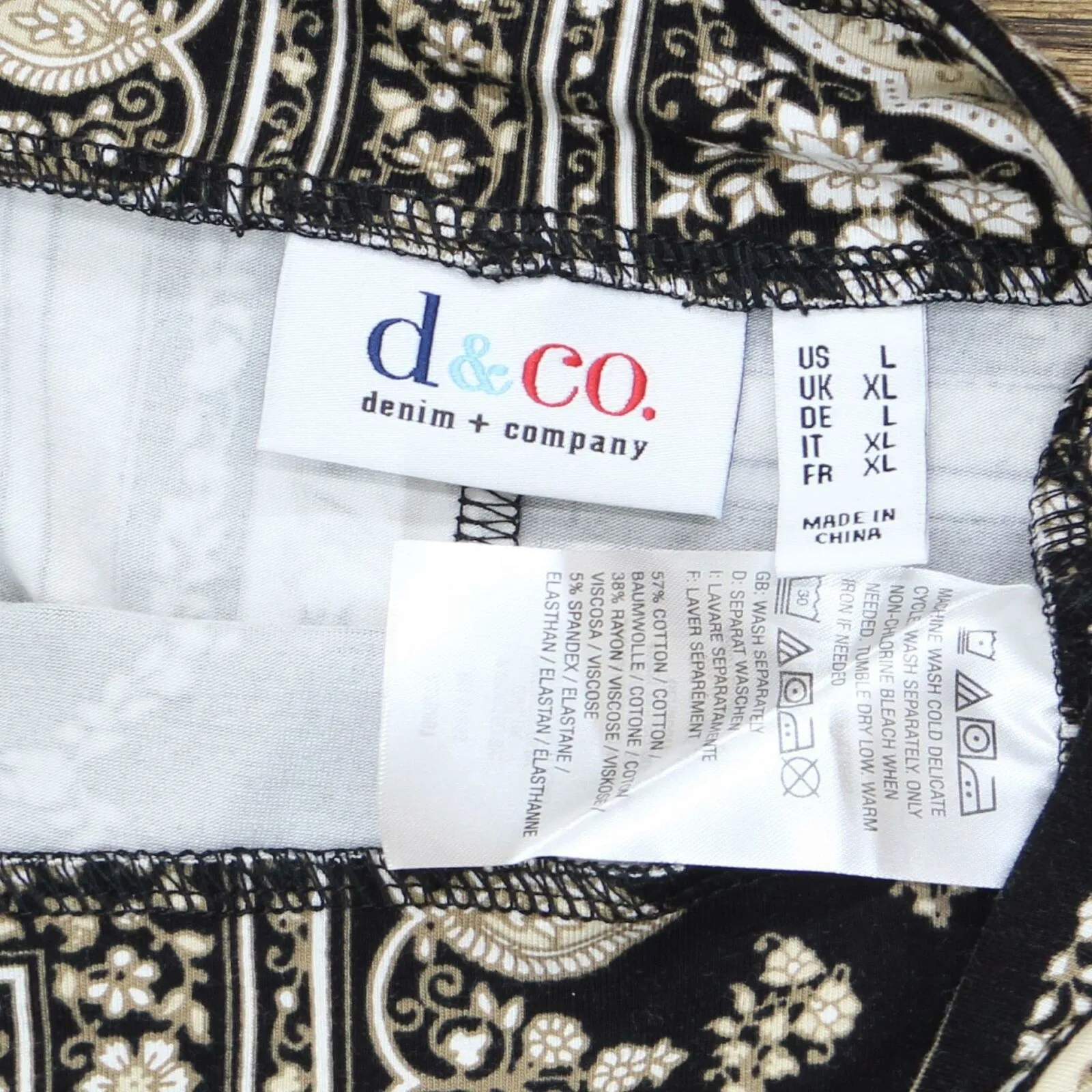 Denim & Co Women's Floral Jersey Trapeze Hem Skirt Black Large