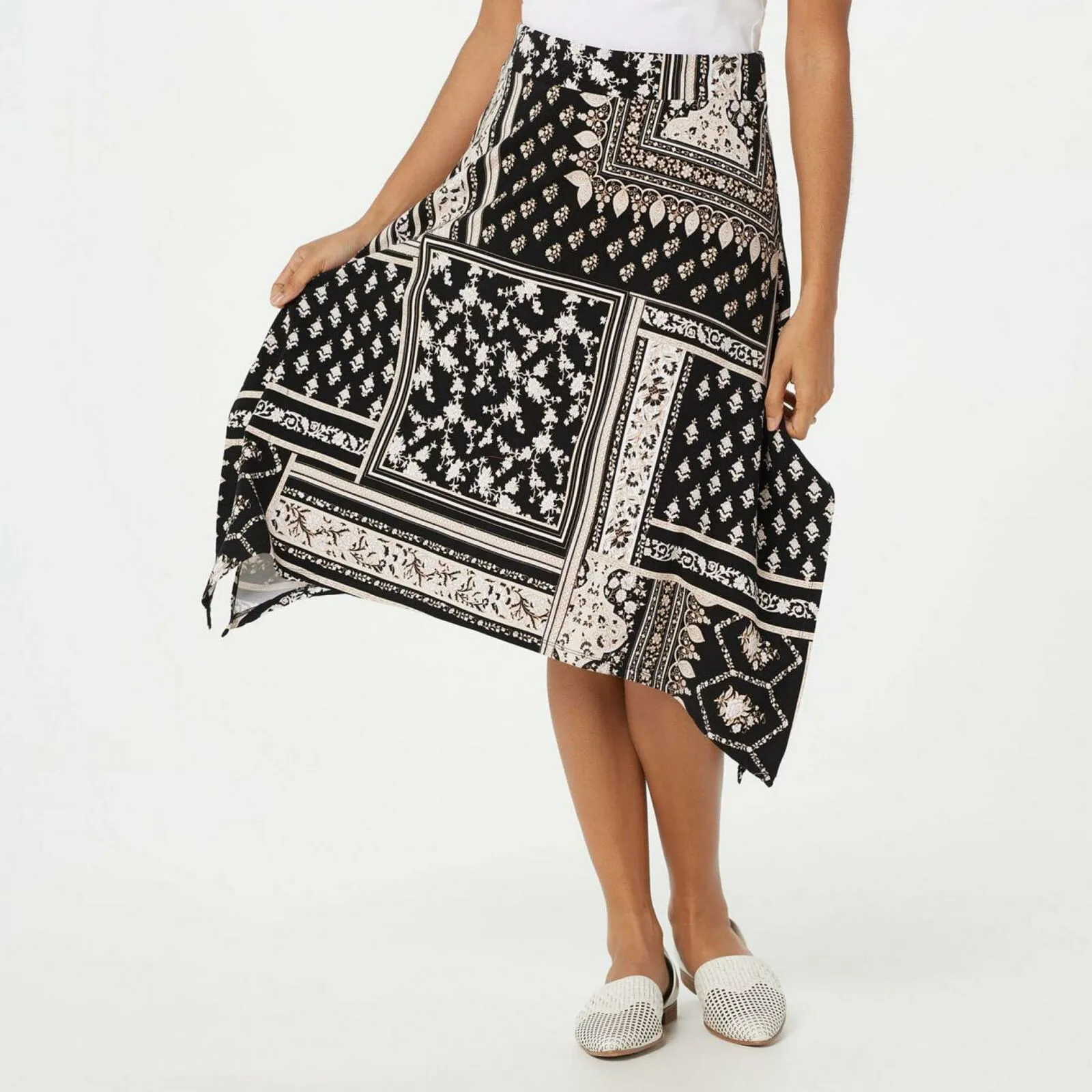Denim & Co Women's Floral Jersey Trapeze Hem Skirt Black Large