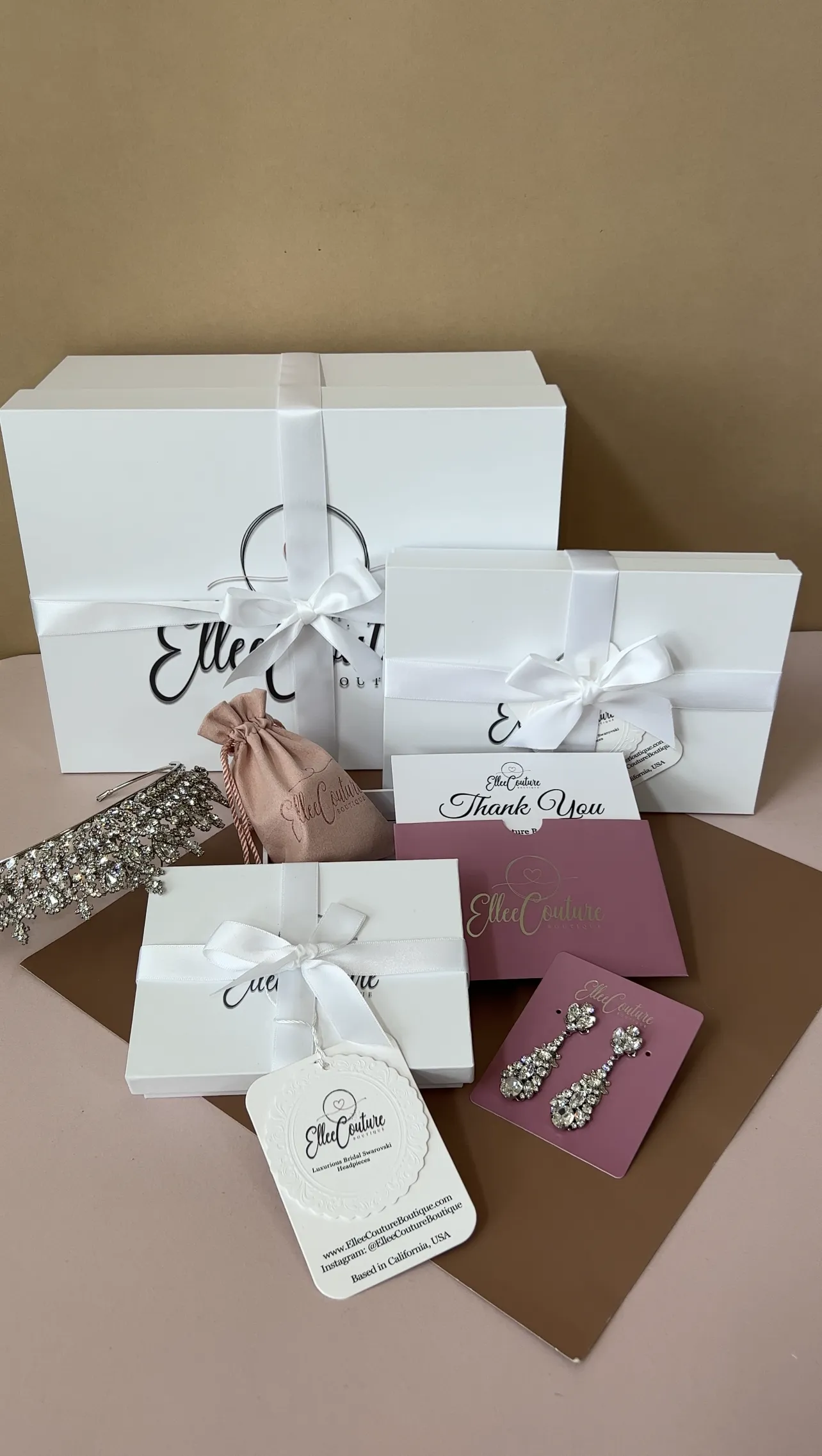 DESARAE Elegant Wedding/Event Crown with Luxurious Swarovski Crystals
