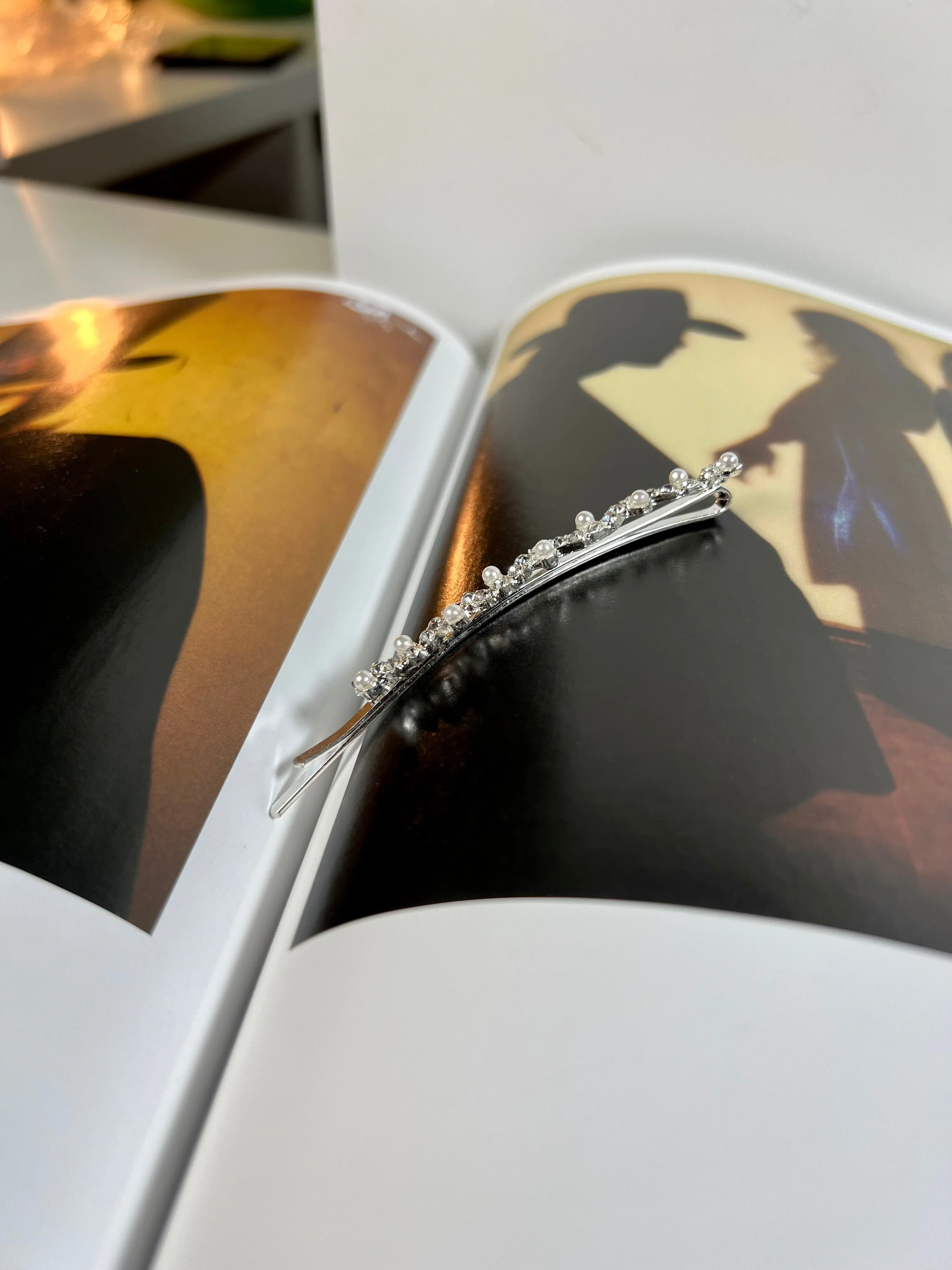 Elegant Pearl French Bobby Pins in Siliver