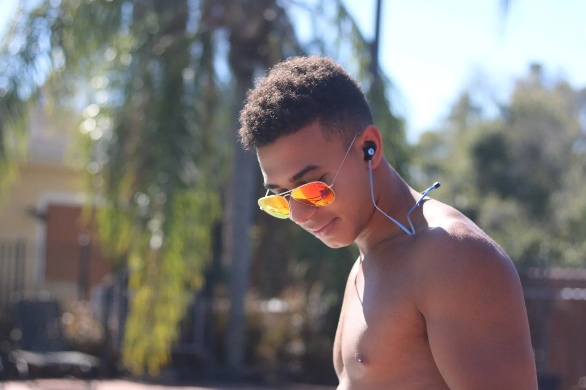 FRESHeBUDS Air - BLUETOOTH WIRELESS EARBUDS