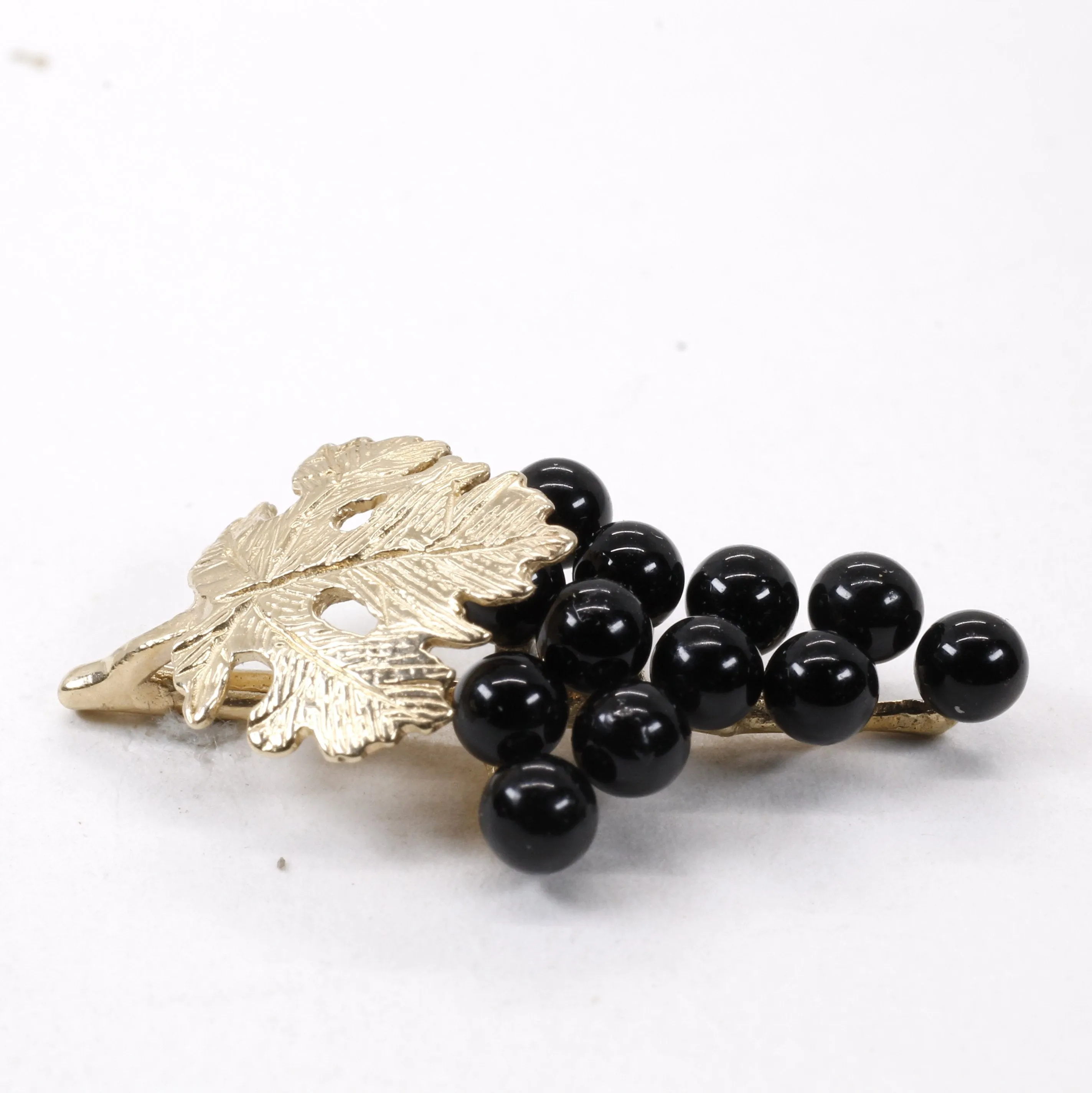 Grape Cluster Lapel Pin made in 14kt Gold with Black Onyx Gemstones