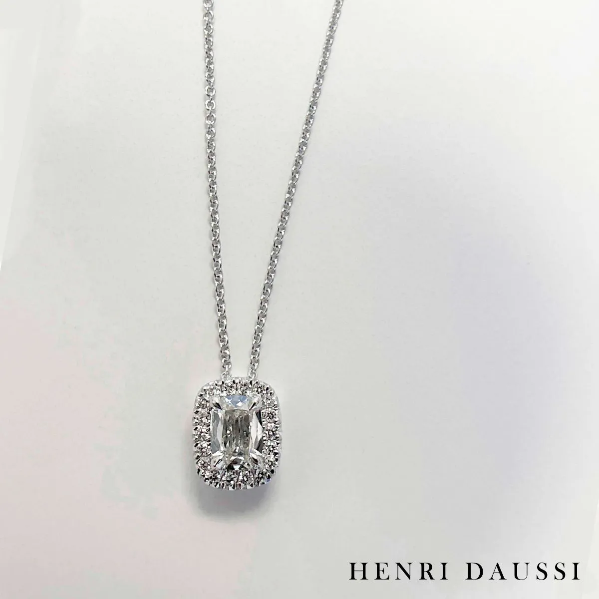 Henri Daussi Signed 1.13ct t.w. Diamond Cushion Brilliant Cut Halo Solitaire Pendant Necklace