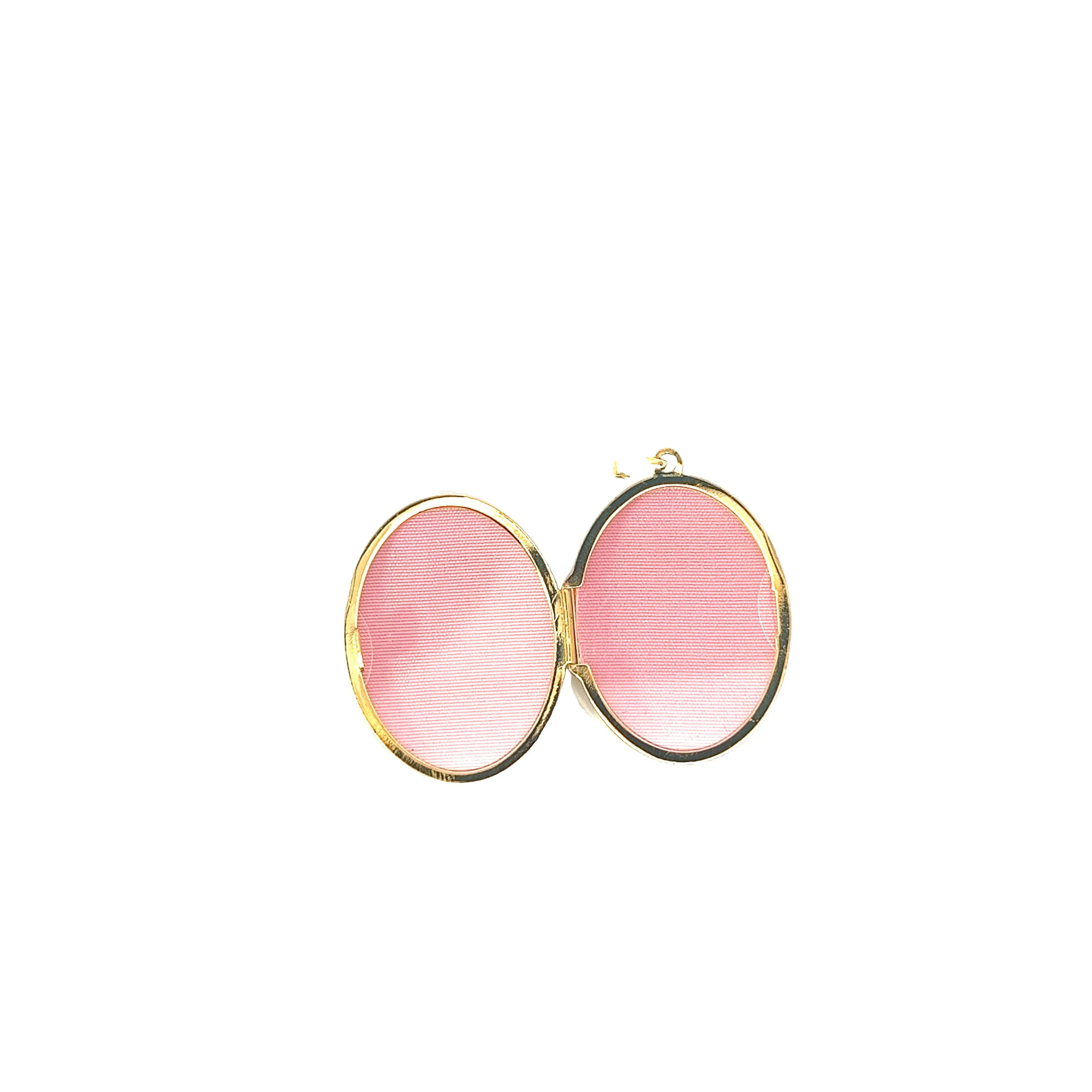 Ladies 14k yellow gold Oval Locket necklace