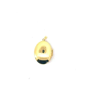 Ladies 14k yellow gold Oval Locket necklace