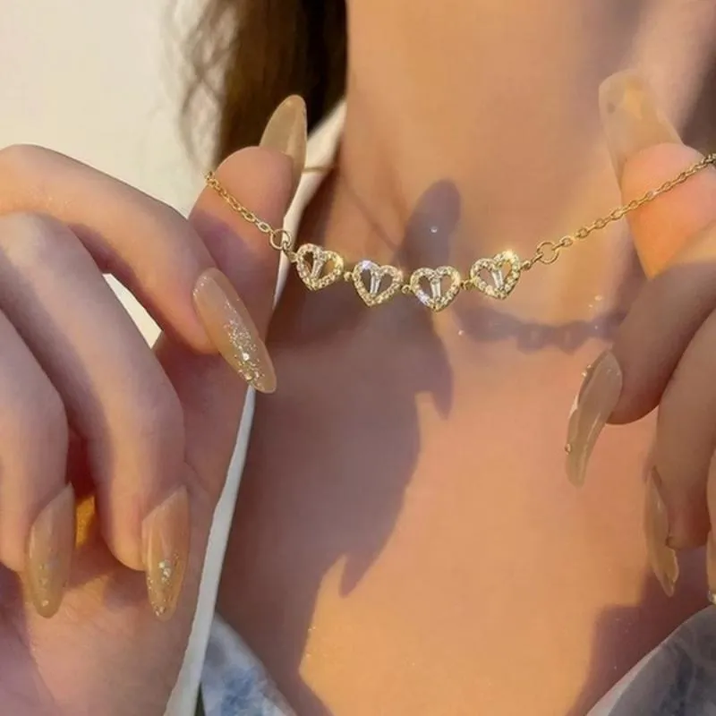 Leaf Clover Pearl Stone Necklace