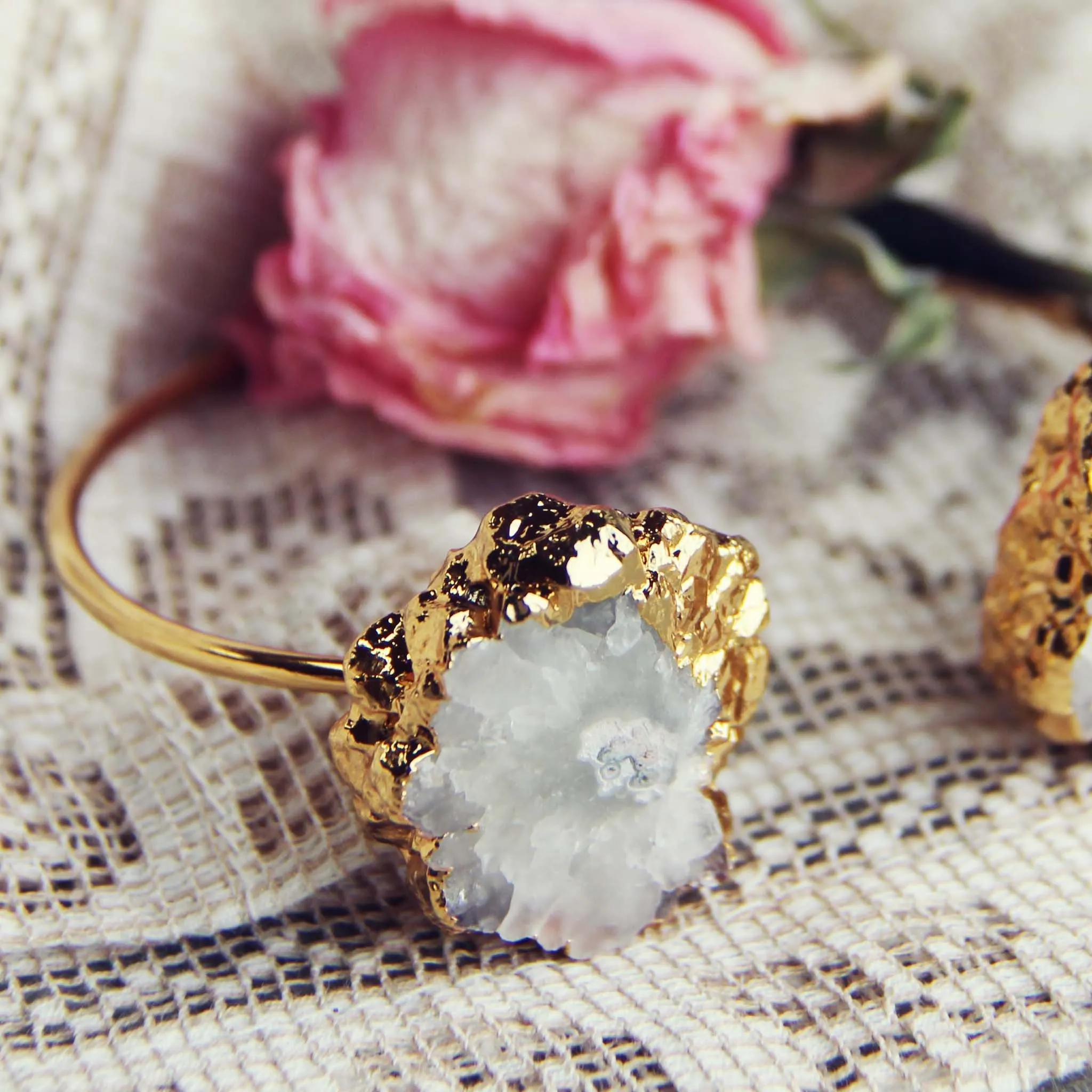 Leo Quartz Bracelet