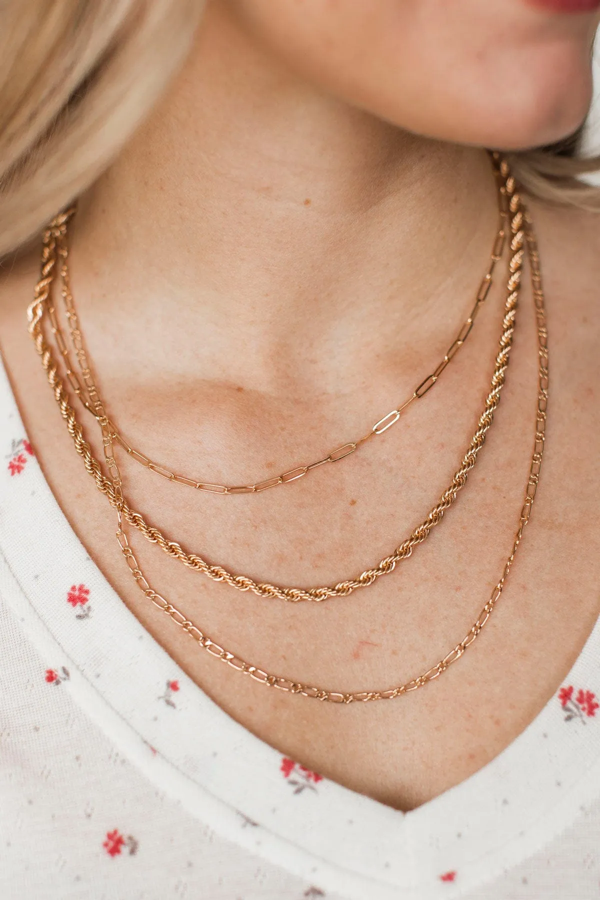 Luxurious Layered Chain Necklace- Gold