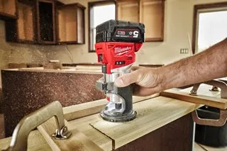 Milwaukee - M18FTR8-0X 18V TRIM Router