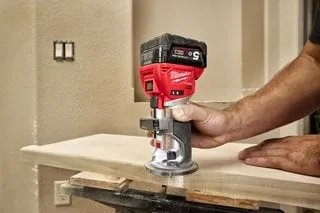Milwaukee - M18FTR8-0X 18V TRIM Router