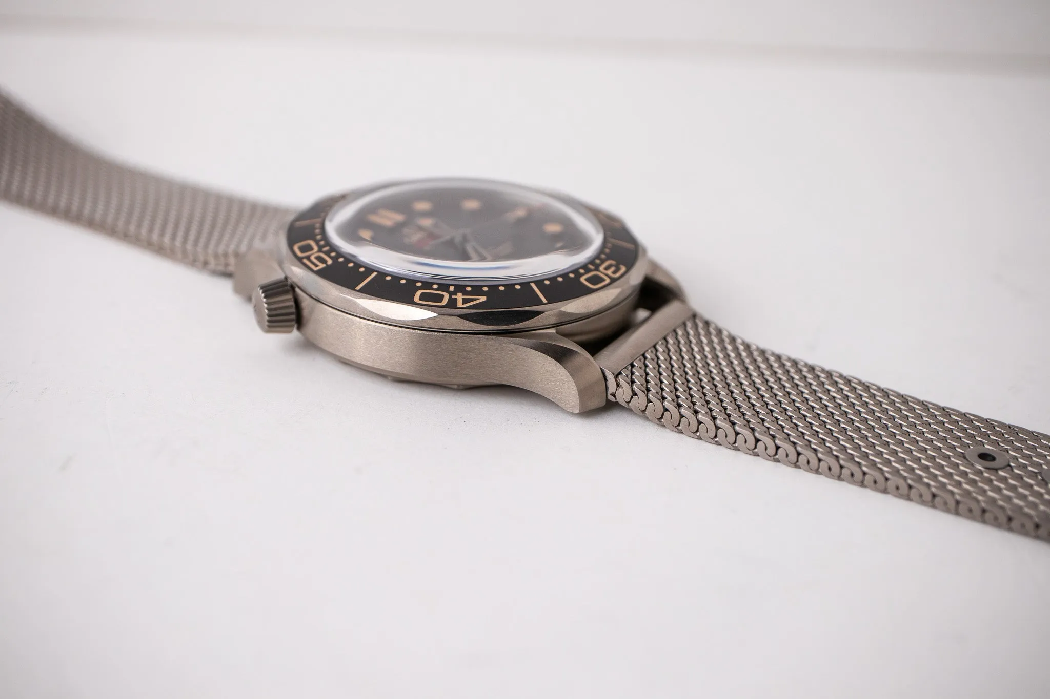 Omega Seamaster 300M 007 Titanium 210.90.42.20.01.001