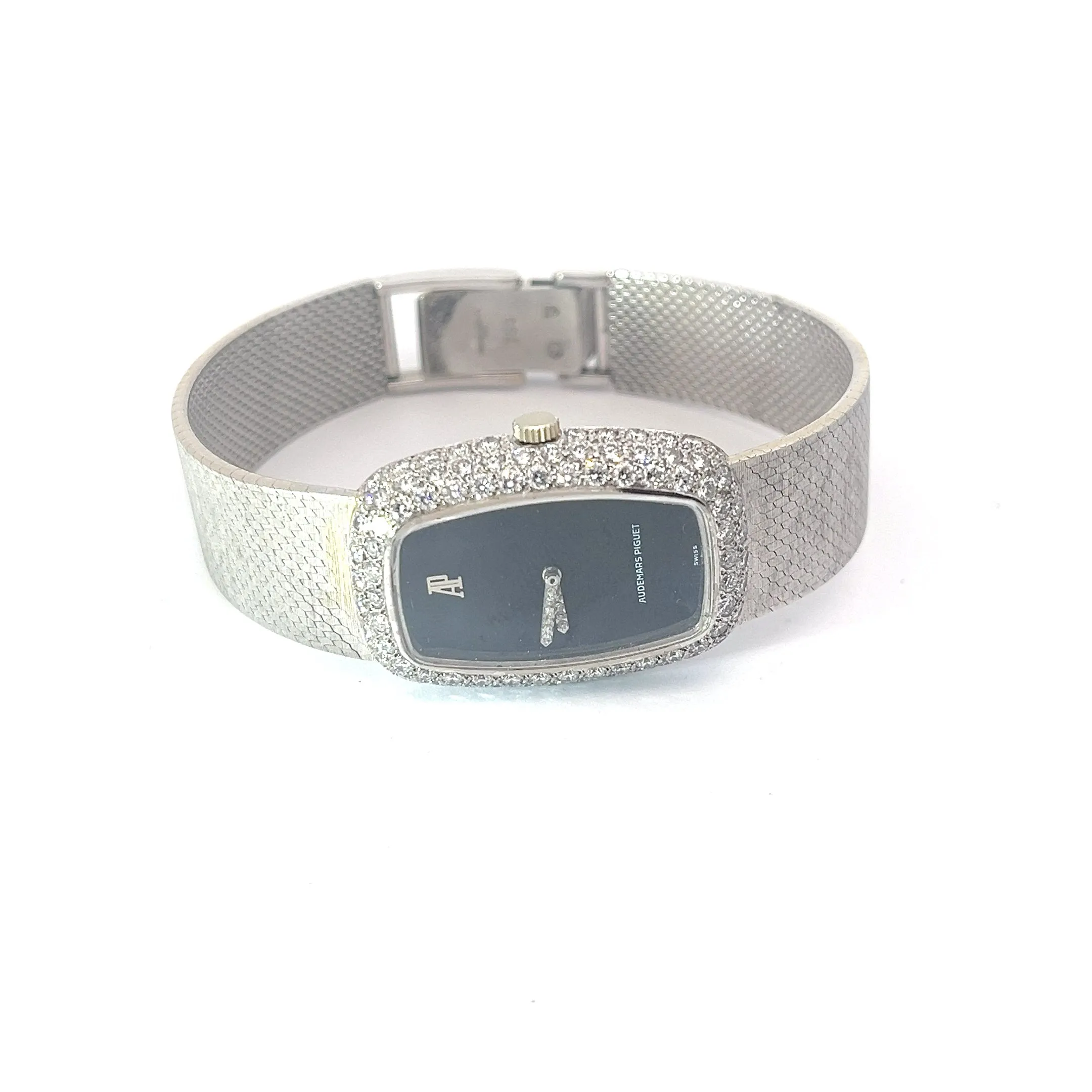 Pre-Owed Authentic Vintage Audemars Pignet Ladies 18k Diamond Bezel Watch