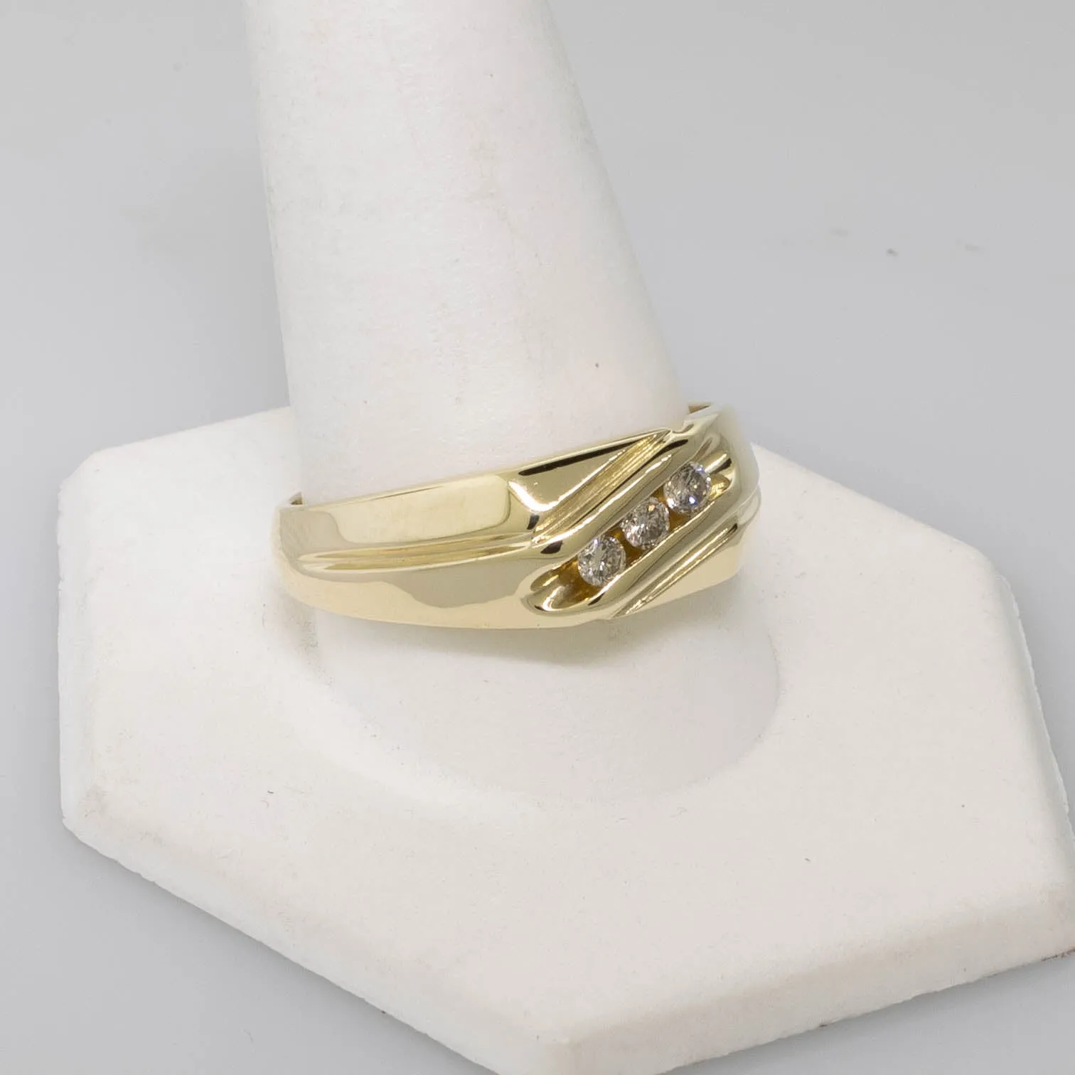 Pre-Owned 14K Yellow Gold Men's Diamond Ring – 3 Round Diamonds .50CTW Sz 10