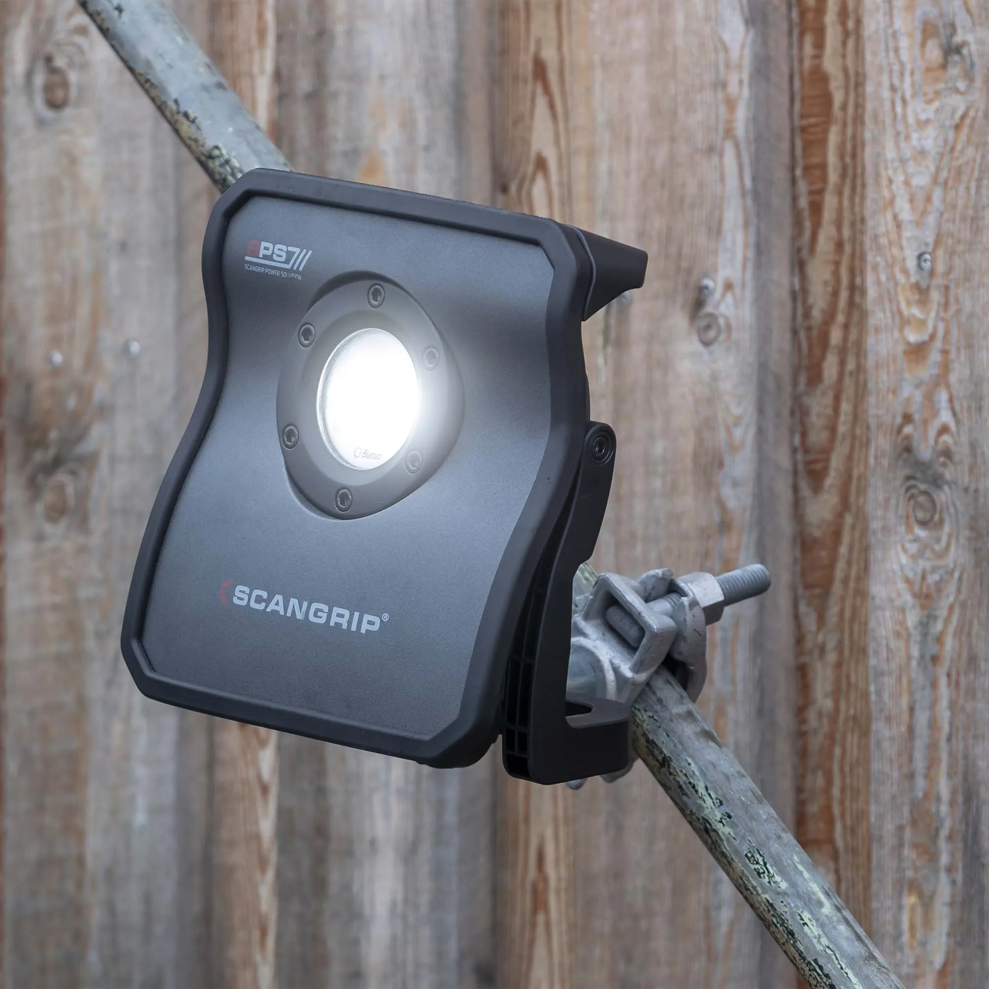 Scangrip Nova 4 SPS High Efficiency 4,000 Lumen COB LED Work Light with Exchangeable Battery System