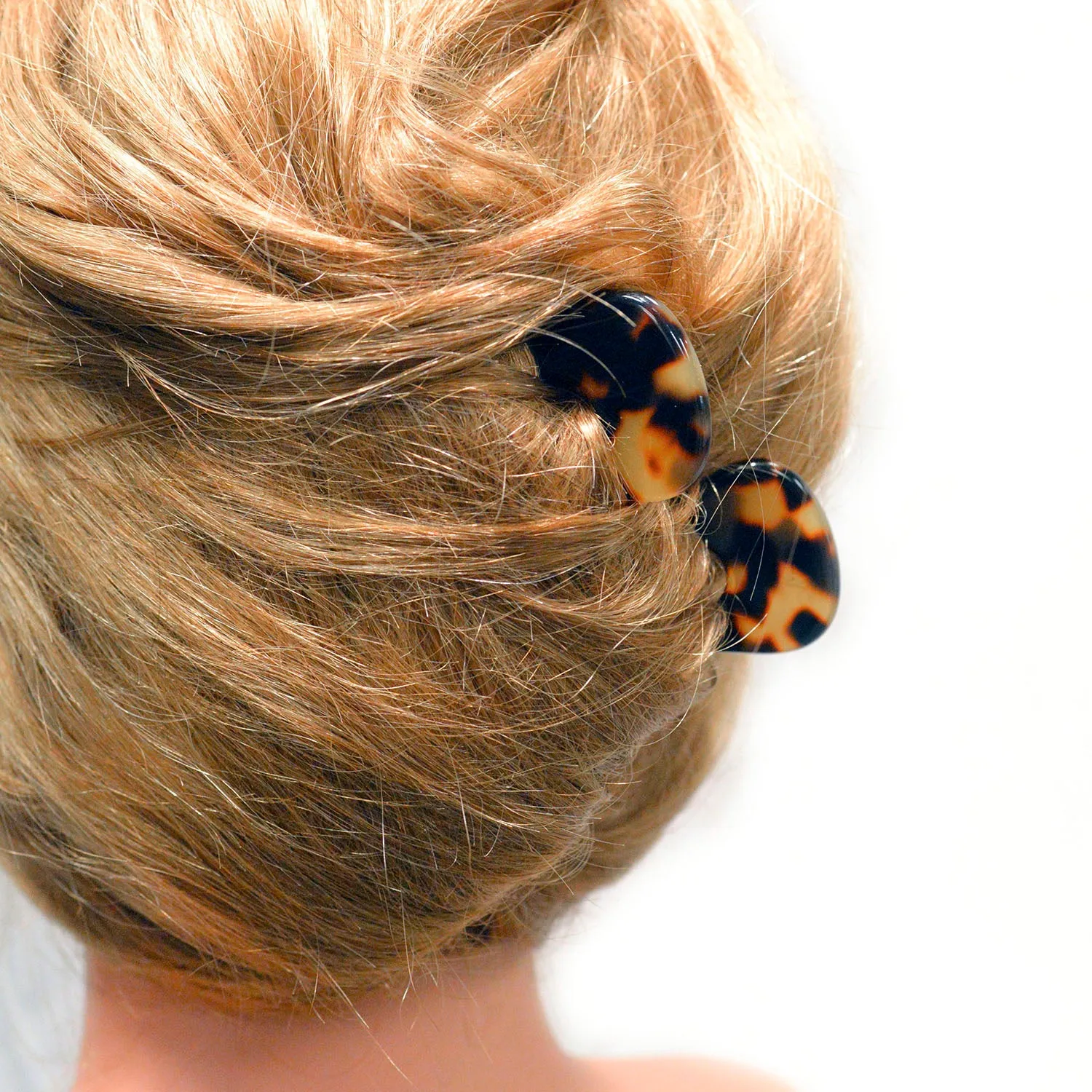 Sofia Small Light Tortoiseshell Hair Pin Set