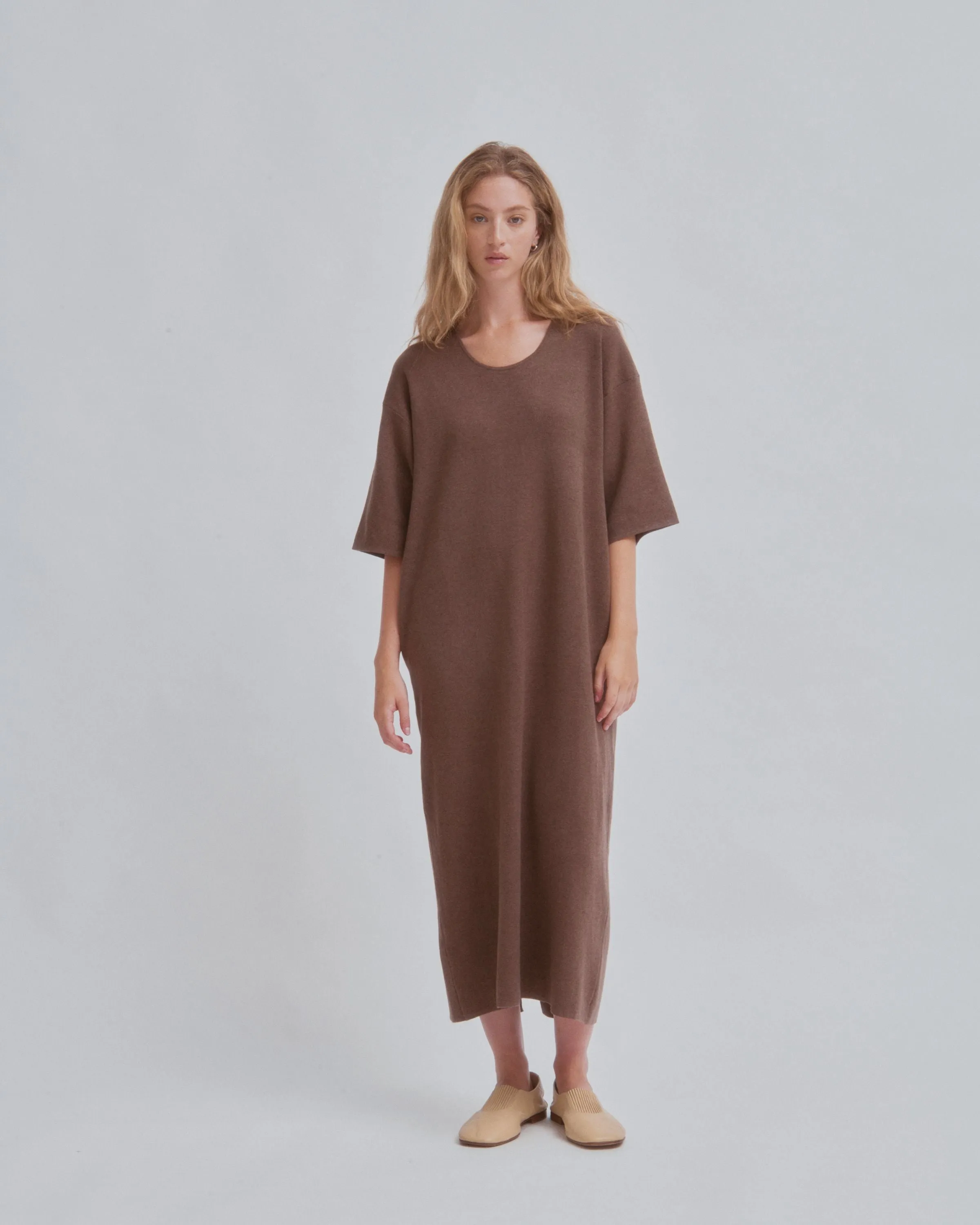 U-Neck Knit Dress in Wood
