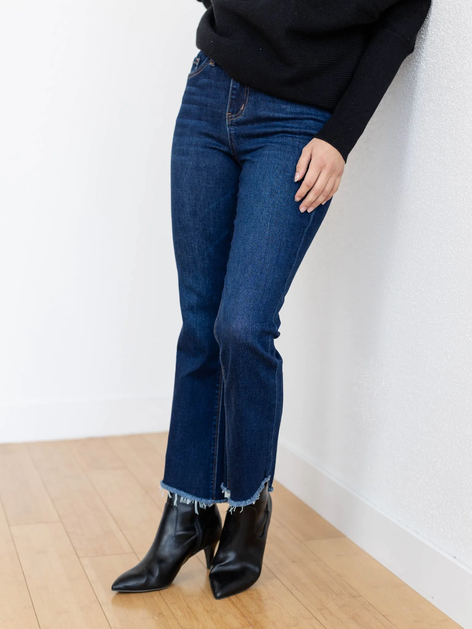 VERVET Motivated High Rise Step Crop Flare